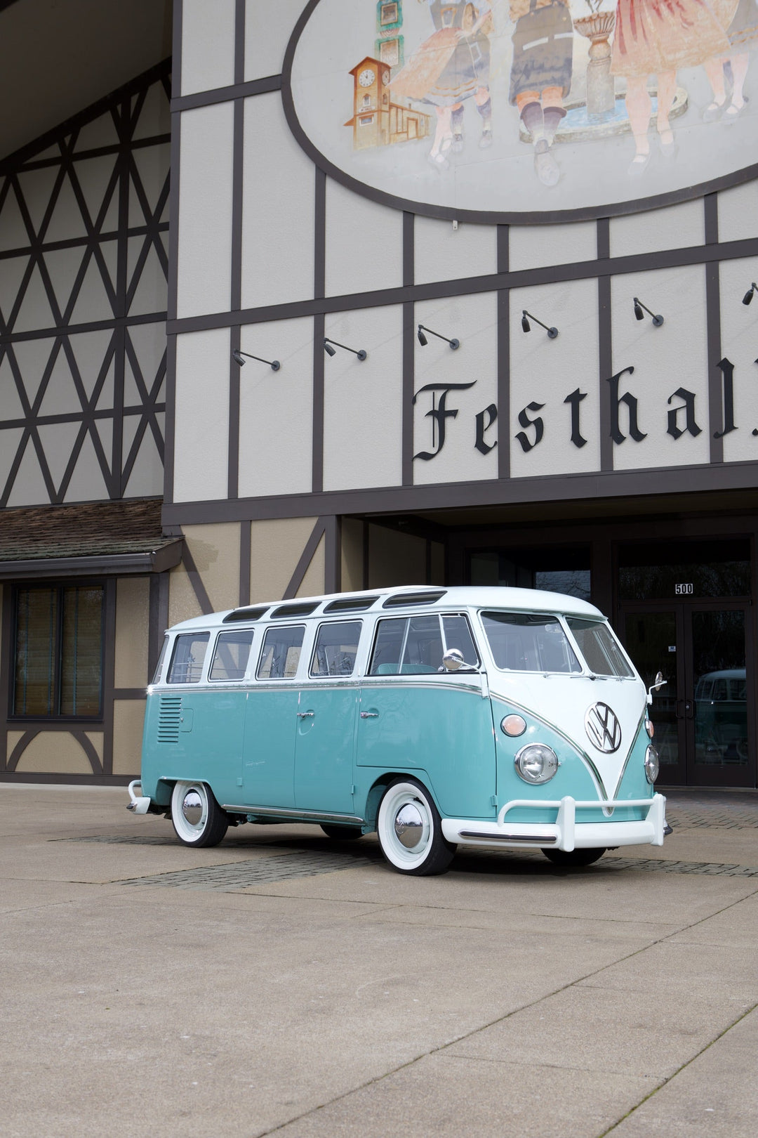 VW Bus