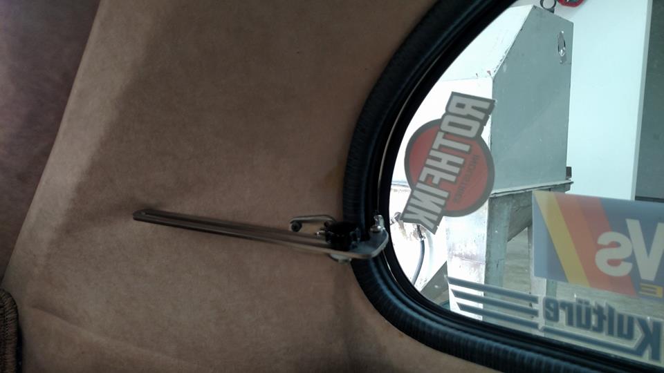 VW Bug Side Popout Windows (1949-1964)