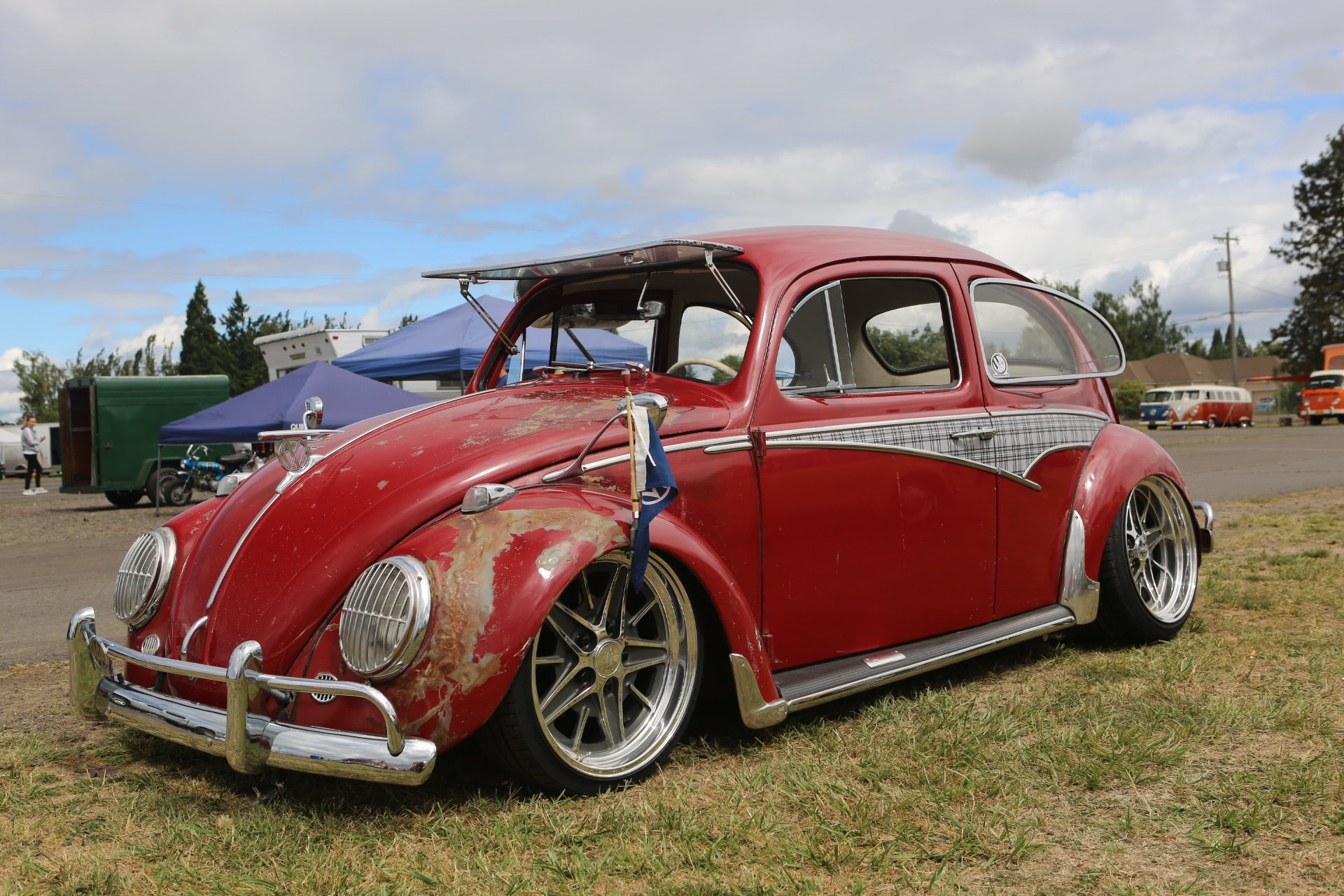 VW Bug Front Safari Window (1958-1964) | LooseNuts Safaris